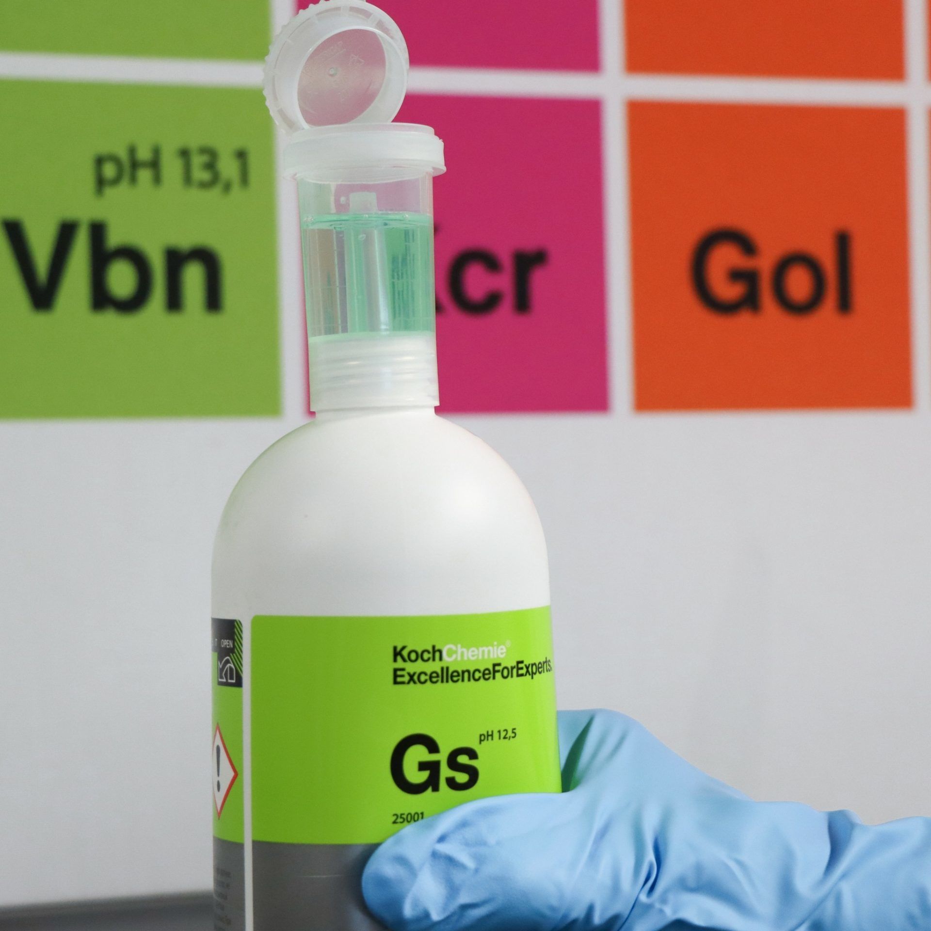 Koch Chemie - dávkovací uzávěr